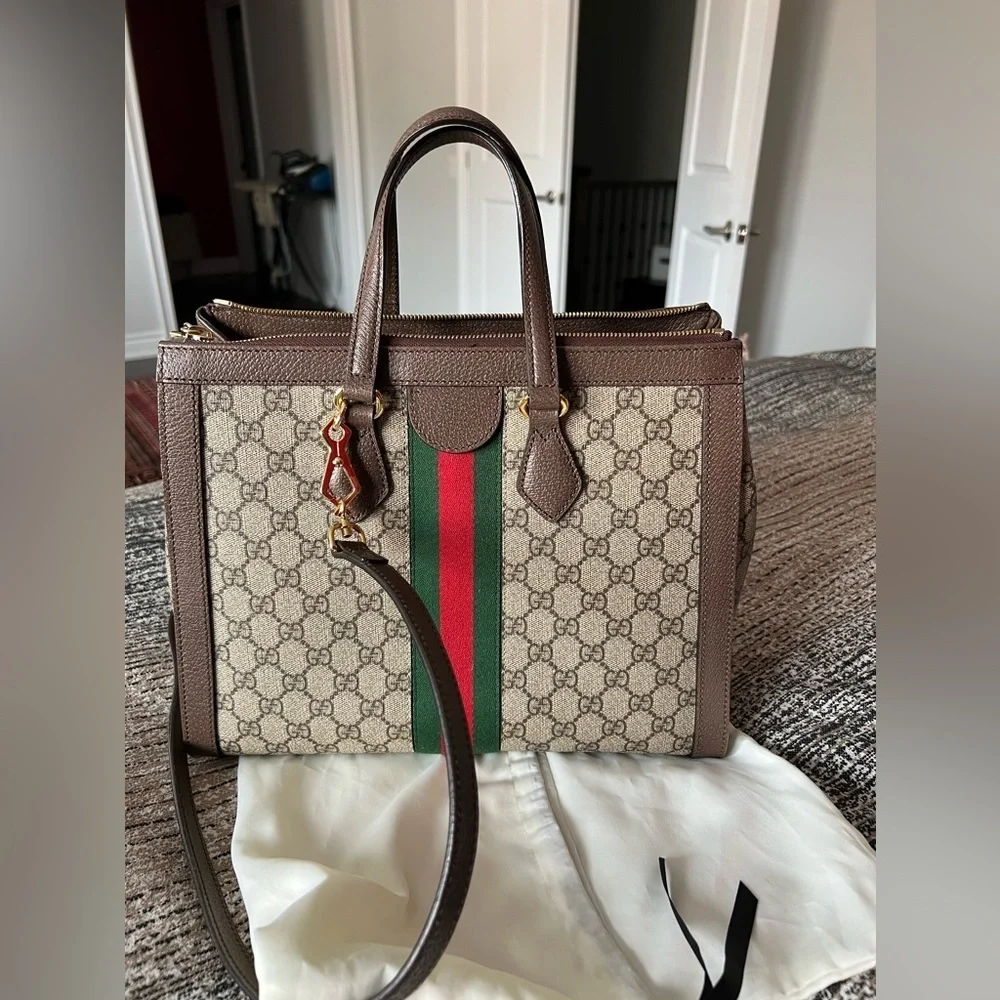 Authentic Gucci Supreme Monogram Web Medium Ophidia Tote - Picture 16 of 16